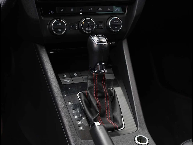 Skoda octavia combi rs 2.0 tsi 230pk automaat 2016 vol leer keyless memory canton dab 19inch, s-023-lh - afbeelding 11 van  40