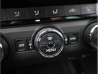 Skoda octavia combi rs 2.0 tsi 230pk automaat 2016 vol leer keyless memory canton dab 19inch, s-023-lh - afbeelding 22 van  40