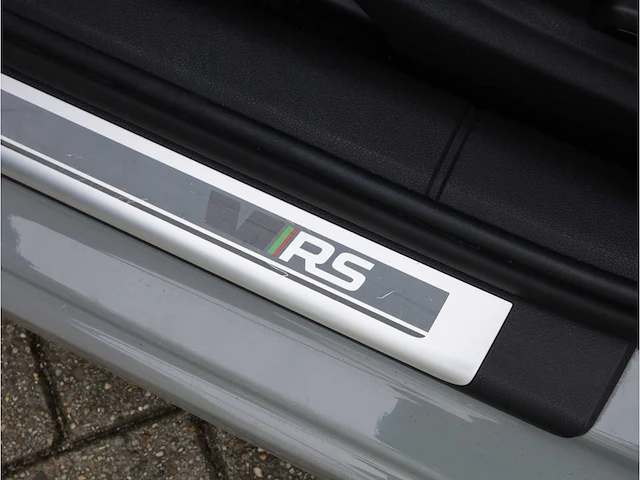 Skoda octavia combi rs 2.0 tsi 230pk automaat 2016 vol leer keyless memory canton dab 19inch, s-023-lh - afbeelding 33 van  40