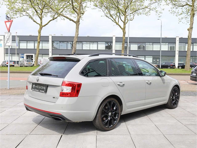 Skoda octavia combi rs 2.0 tsi 230pk automaat 2016 vol leer keyless memory canton dab 19inch, s-023-lh - afbeelding 36 van  40