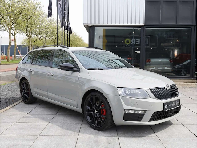 Skoda octavia combi rs 2.0 tsi 230pk automaat 2016 vol leer keyless memory canton dab 19inch, s-023-lh - afbeelding 38 van  40
