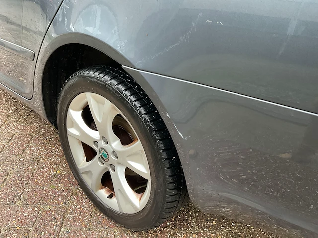 Skoda octavia personenauto - afbeelding 6 van  23