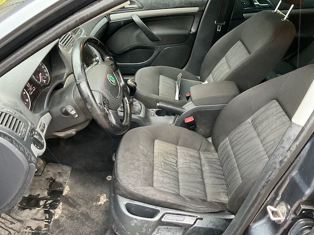 Skoda octavia personenauto - afbeelding 9 van  23