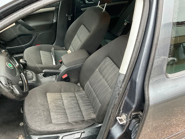 Skoda octavia personenauto - afbeelding 10 van  23