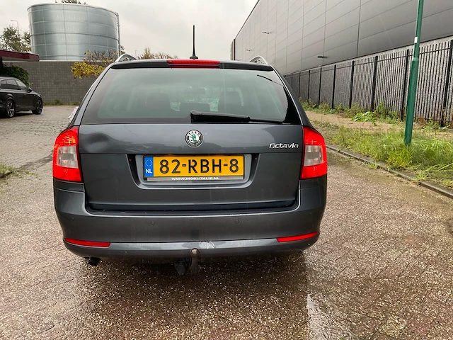 Skoda octavia personenauto - afbeelding 23 van  23