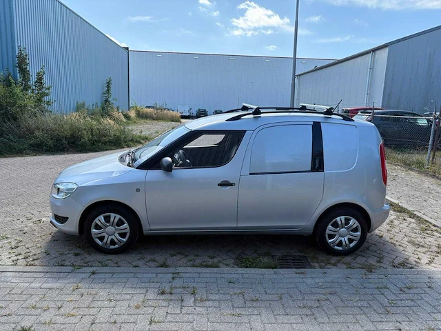 Skoda pratik benzine bestel auto, v-69-nfk - afbeelding 7 van  20