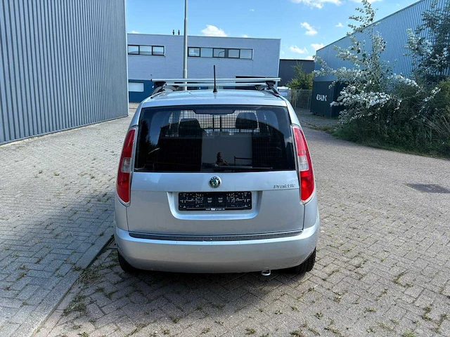 Skoda pratik benzine bestel auto, v-69-nfk - afbeelding 19 van  20