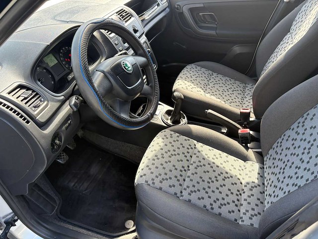 Skoda pratik benzine bestel auto, v-69-nfk - afbeelding 2 van  20