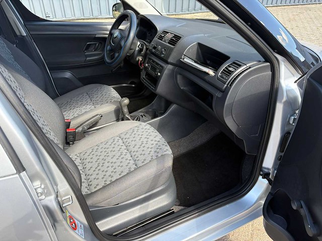 Skoda pratik benzine bestel auto, v-69-nfk - afbeelding 3 van  20