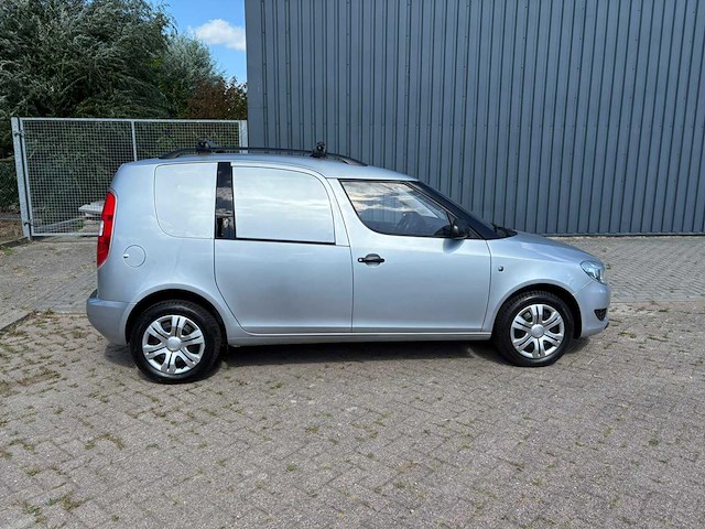 Skoda pratik benzine bestel auto, v-69-nfk - afbeelding 17 van  20