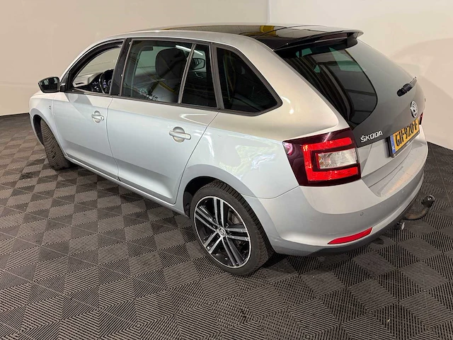 Skoda rapid spaceback 1.2 tsi grt amb, gh-920-f - afbeelding 6 van  13