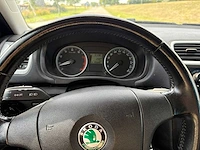 Skoda roomster 1.6 16v elegance,46-zl-hz - afbeelding 15 van  29