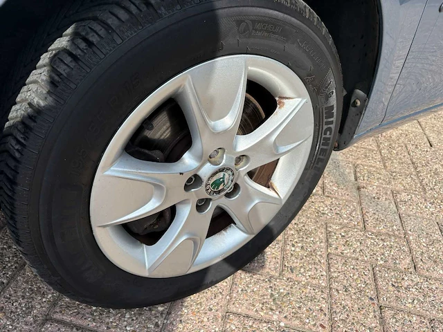Skoda roomster 1.6 16v elegance,46-zl-hz - afbeelding 9 van  29
