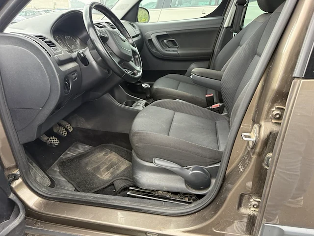 Skoda roomster, 2012 - afbeelding 28 van  30