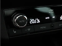 Škoda scala 1.5 tsi monte carlo | s-330-vb - afbeelding 24 van  59