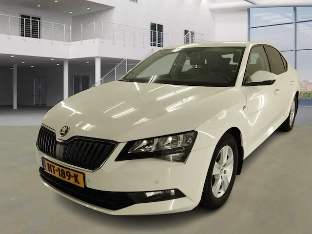 Skoda superb 1.4 tsi act active business 2015 | ht-189-k - afbeelding 1 van  24