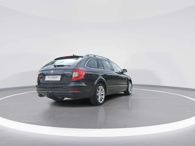 Skoda superb combi 1.4 tsi comfort business 2010 | 69-ljn-9 - afbeelding 45 van  46