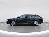 Skoda superb combi 1.4 tsi comfort business 2010 | 69-ljn-9 - afbeelding 42 van  46