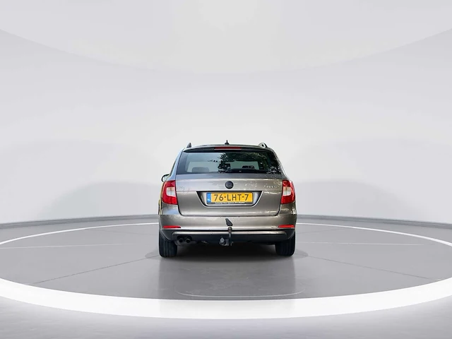 Skoda superb combi 1.4 tsi comfort business 2010 | 76-lht-7 - afbeelding 35 van  37