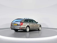 Skoda superb combi 1.4 tsi comfort business 2010 | 76-lht-7 - afbeelding 36 van  37