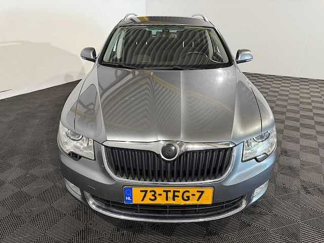 Skoda superb combi 1.4 tsi grt. amb.bns, 73-tfg-7 - afbeelding 5 van  13