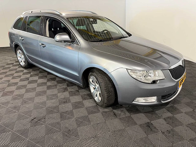 Skoda superb combi 1.4 tsi grt. amb.bns, 73-tfg-7 - afbeelding 10 van  13