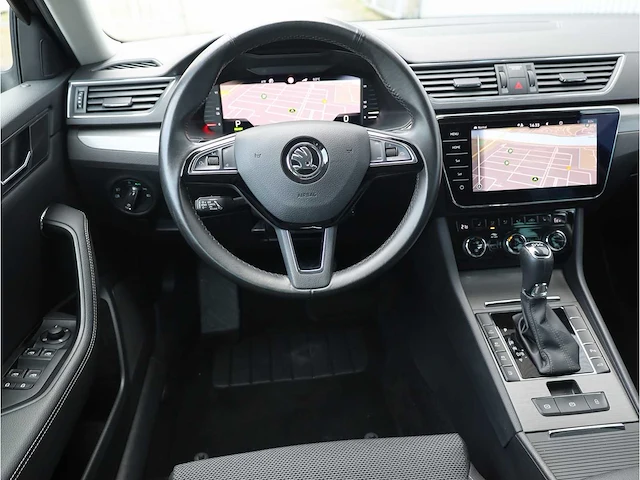 Skoda superb combi 1.4 tsi iv phev 218pk automaat 2020 keyless memory stoel/stuur/achterbank verwarmd trekhaak - afbeelding 7 van  36