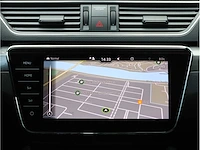 Skoda superb combi 1.4 tsi iv phev 218pk automaat 2020 keyless memory stoel/stuur/achterbank verwarmd trekhaak - afbeelding 10 van  36