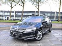 Skoda superb combi 1.4 tsi iv phev 218pk automaat 2020 keyless memory stoel/stuur/achterbank verwarmd trekhaak - afbeelding 1 van  36