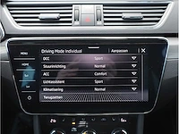 Skoda superb combi 1.4 tsi iv phev 218pk automaat 2020 keyless memory stoel/stuur/achterbank verwarmd trekhaak - afbeelding 13 van  36