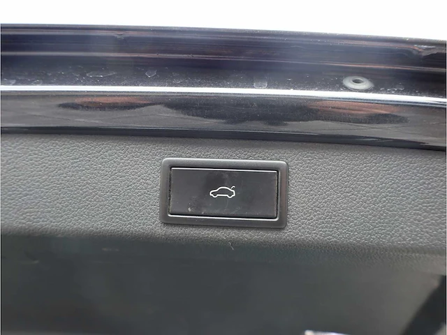 Skoda superb combi 1.4 tsi iv phev 218pk automaat 2020 keyless memory stoel/stuur/achterbank verwarmd trekhaak - afbeelding 18 van  36