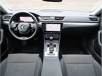 Skoda superb combi 1.4 tsi iv phev 218pk automaat 2020 pano camera stoelverwarming 19inch adaptive led - afbeelding 7 van  37