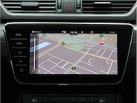 Skoda superb combi 1.4 tsi iv phev 218pk automaat 2020 pano camera stoelverwarming 19inch adaptive led - afbeelding 14 van  37