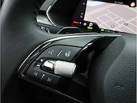 Skoda superb combi 1.4 tsi iv phev 218pk automaat 2020 pano camera stoelverwarming 19inch adaptive led - afbeelding 22 van  37