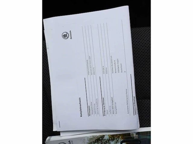 Skoda superb combi 1.4 tsi iv phev 218pk automaat 2020 pano camera stoelverwarming 19inch adaptive led - afbeelding 27 van  37