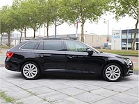 Skoda superb combi 1.4 tsi iv phev 218pk automaat 2020 - afbeelding 35 van  38