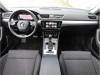 Skoda superb combi 1.4 tsi iv phev 218pk automaat 2021 stoelverwarming adaptive carplay navigatie dab led - afbeelding 6 van  28