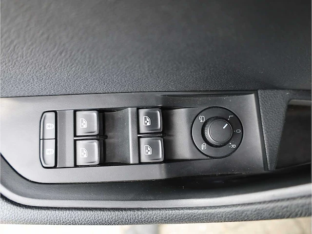 Skoda superb combi 1.4 tsi iv phev 218pk automaat 2021 stoelverwarming adaptive carplay navigatie dab led - afbeelding 14 van  28