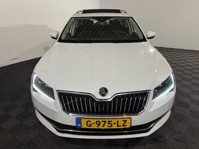 Skoda superb combi 1.5 tsi act amb. bns, g-975-lz - afbeelding 9 van  17