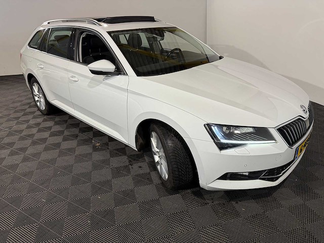 Skoda superb combi 1.5 tsi act amb. bns, g-975-lz - afbeelding 15 van  17