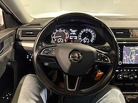 Skoda superb combi 1.5 tsi act amb. bns, g-975-lz - afbeelding 5 van  17