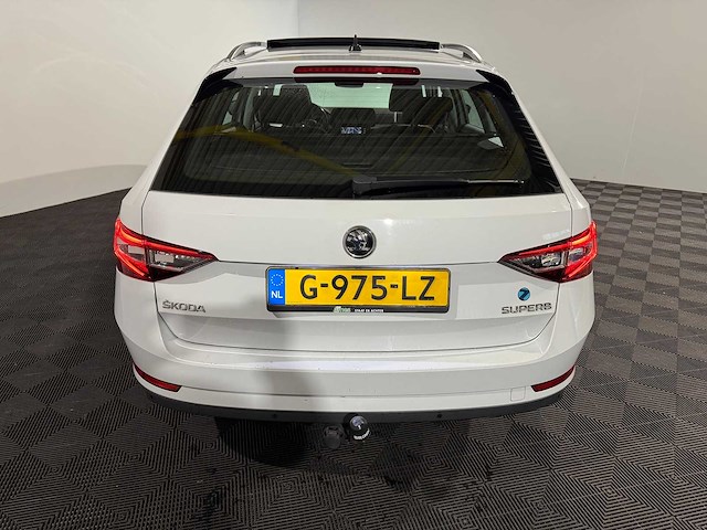 Skoda superb combi 1.5 tsi act amb. bns, g-975-lz - afbeelding 11 van  17