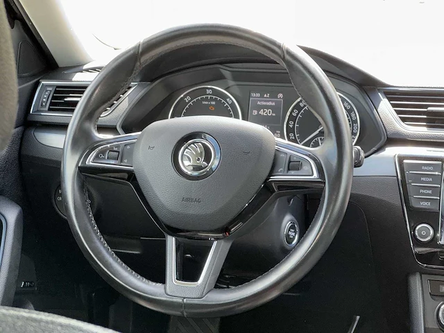 Skoda superb combi 1.6 tdi style business 2015 | hv-409-d - afbeelding 9 van  35
