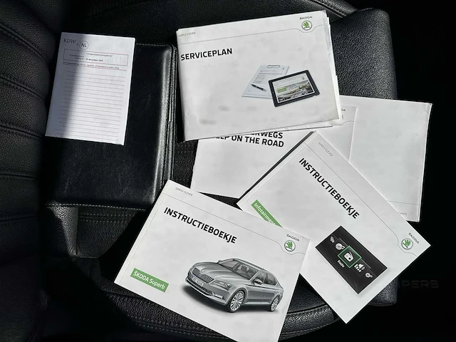 Skoda superb combi 1.6 tdi style business 2015 | hv-409-d - afbeelding 28 van  35