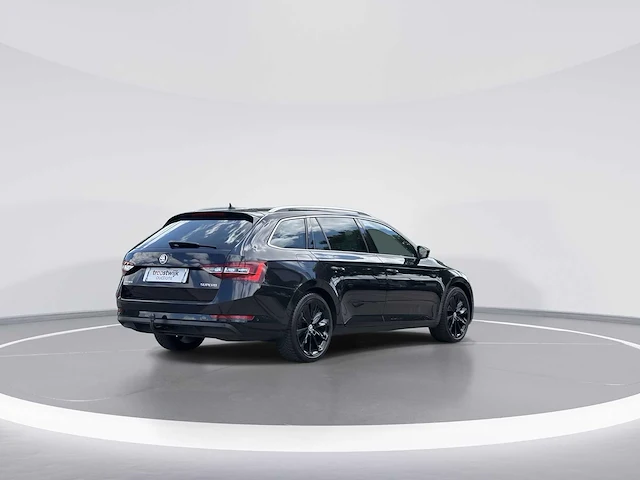 Skoda superb combi 1.6 tdi style business 2015 | hv-409-d - afbeelding 34 van  35