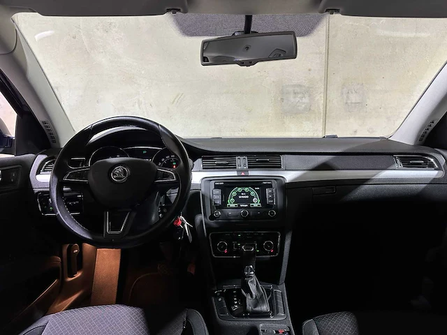 Skoda superb combi 2.0 tsi 200pk automaat sprint pro 200pk 2014, pk-349-k - afbeelding 11 van  46