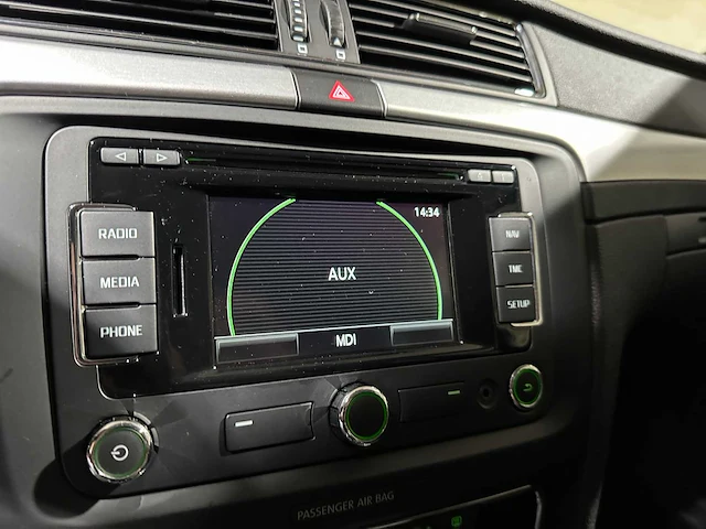 Skoda superb combi 2.0 tsi 200pk automaat sprint pro 200pk 2014, pk-349-k - afbeelding 21 van  46