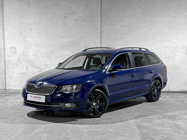 Skoda superb combi 2.0 tsi 200pk automaat sprint pro 200pk 2014, pk-349-k - afbeelding 23 van  46