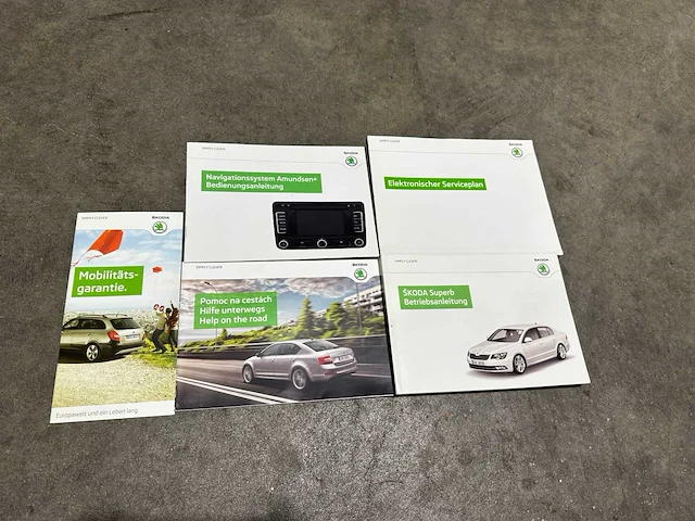 Skoda superb combi 2.0 tsi 200pk automaat sprint pro 200pk 2014, pk-349-k - afbeelding 40 van  46