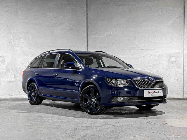 Skoda superb combi 2.0 tsi 200pk automaat sprint pro 200pk 2014, pk-349-k - afbeelding 43 van  46